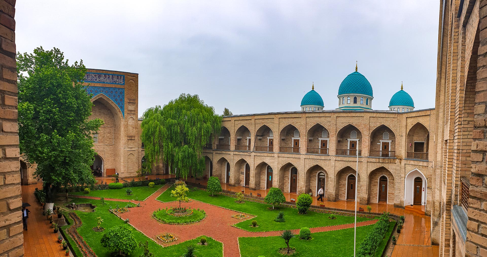 kukeldash-madrasah-is-a-medieval-jewel-of-tashkent-central-asia-guide