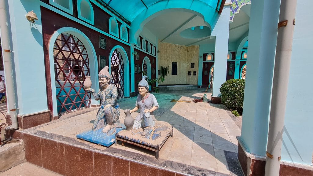 Davan citizen statues from Mingtepa
