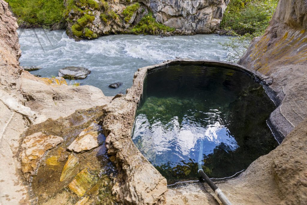 Altyn Arashan Kirgisistan Karakol Heiße Quelle