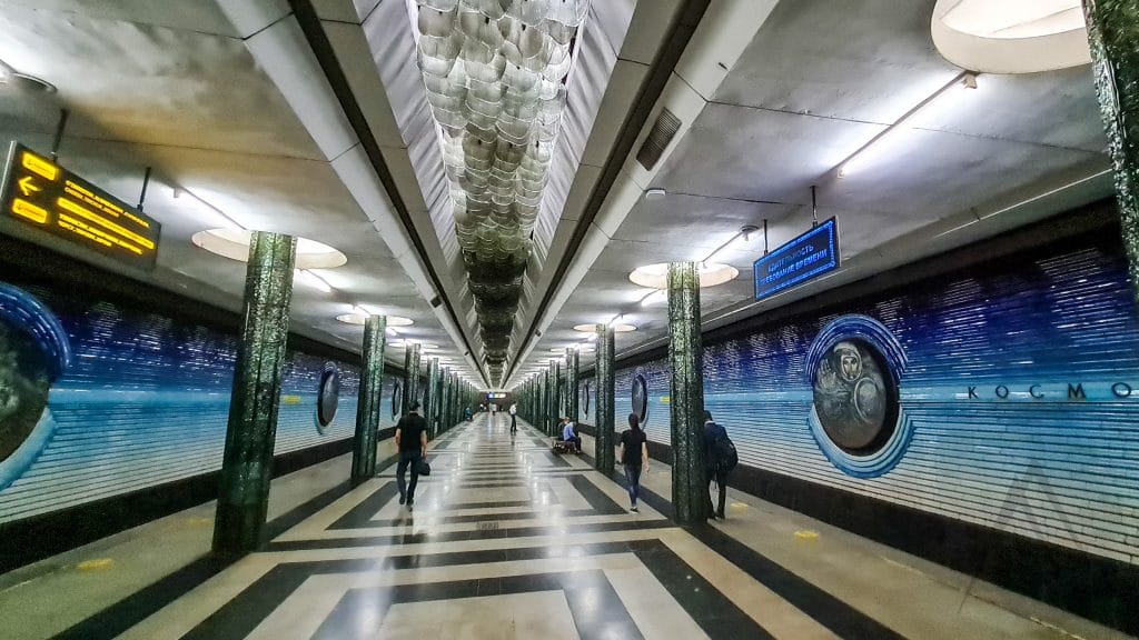 Kosmonavtlar railway station in Tashkent Metro