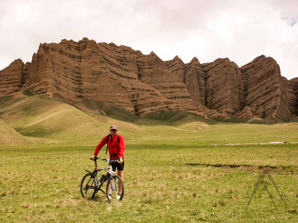 mountain biking tour in kyrgyzstan