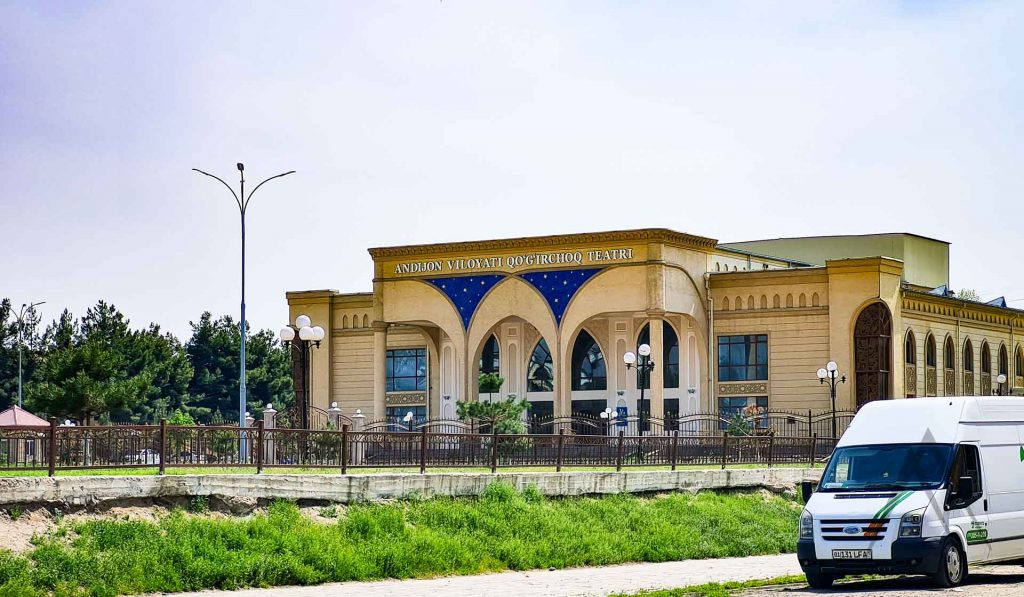 andijan puppet theatre