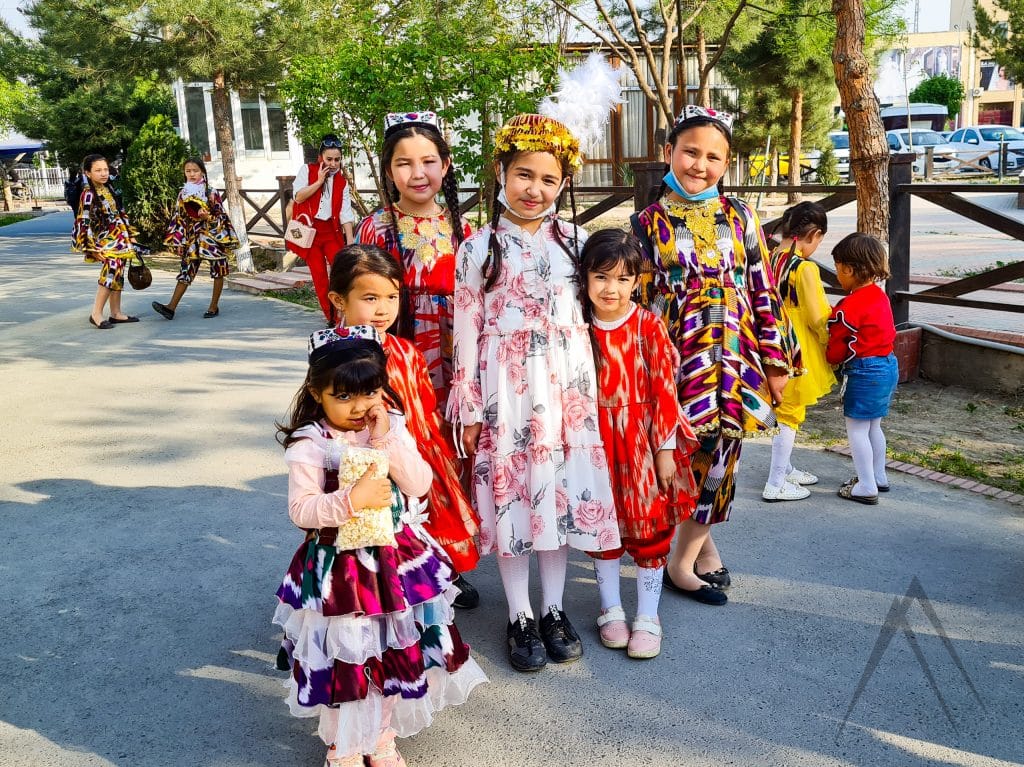 Uzbek kids with traditional clothes
