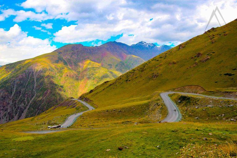 Too Ashuu pass to Suusamyr trekking area