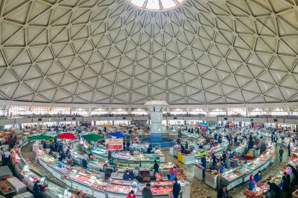 Inside the Tashkent Chorsu bazar