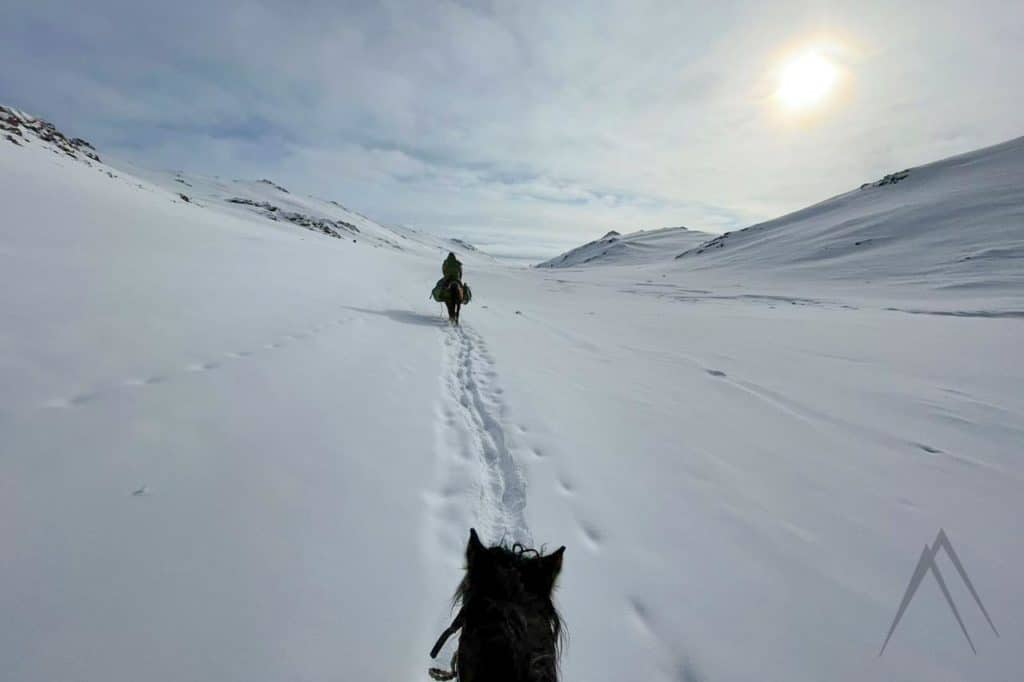 Son Kul winter horseback riding tour