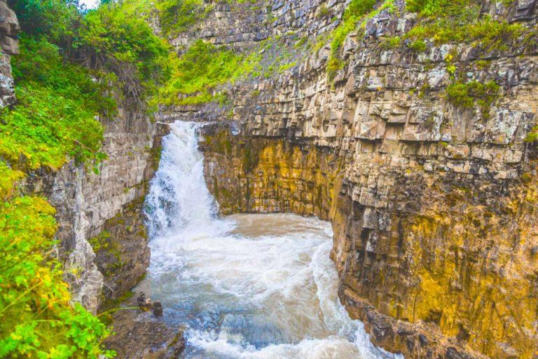 Tekes waterfall