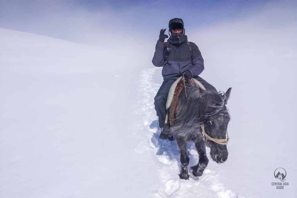 horse riding tour to sonkul