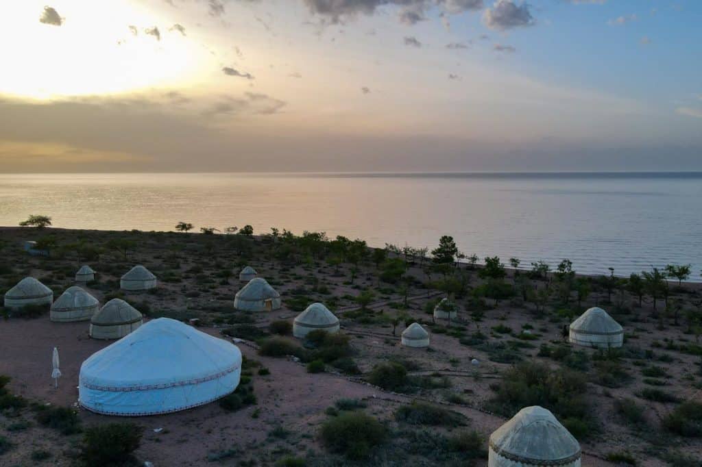 Campo di yurte a sud di Issyk Kul