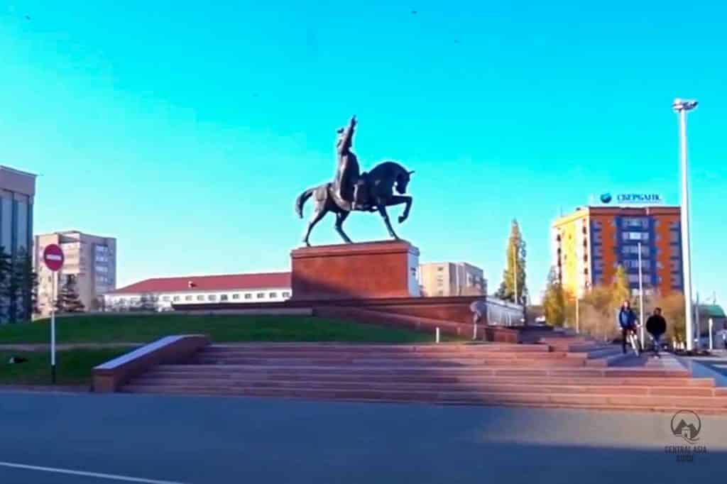 Aktobe Khan monument