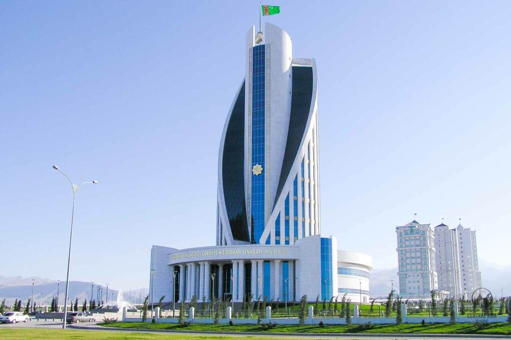 Turkmenistan-4-days-tour