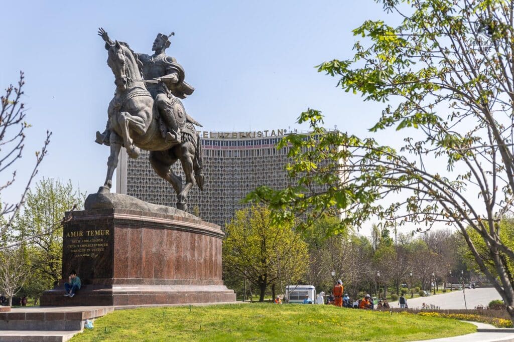 Hotel Tashkent and Amir Timur statue in the center of Tashkent
