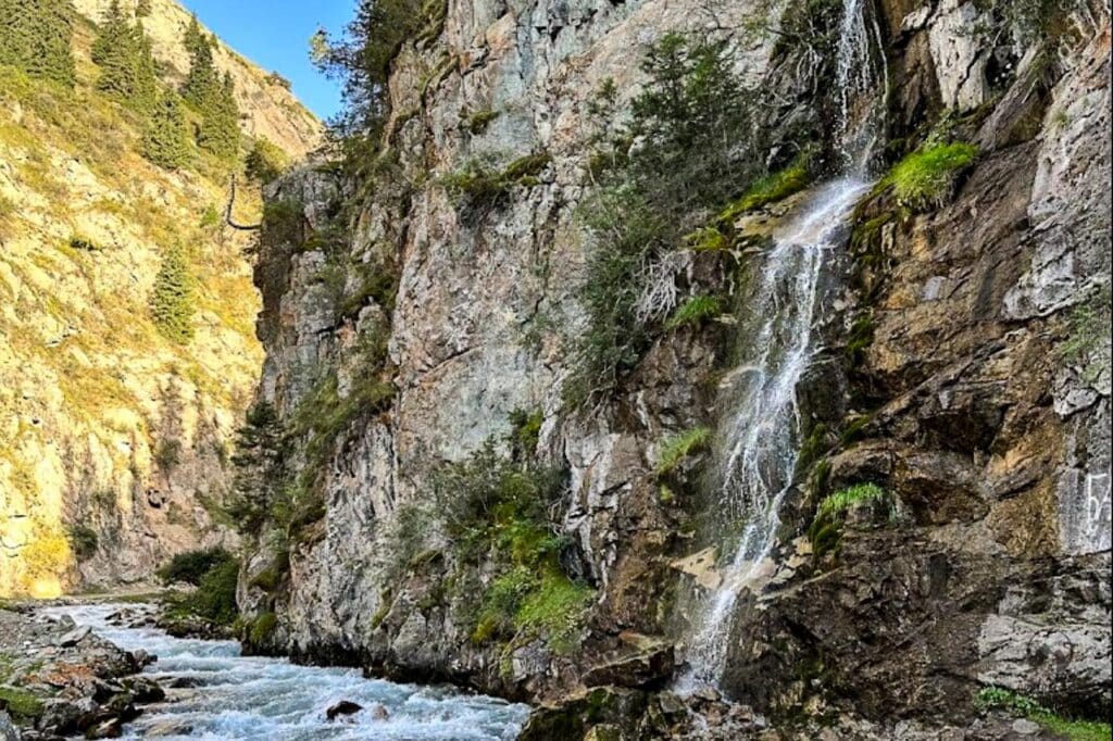 Waterfall in Juuku valley