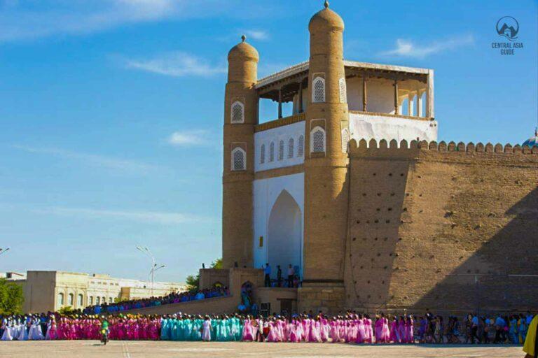 Silk and spices next to Bukhara Ark