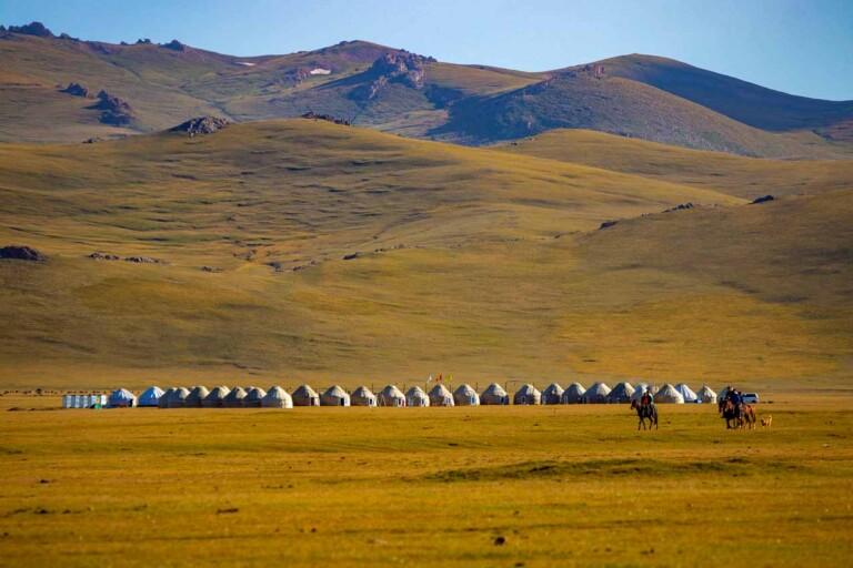 Kazakhstan Kyrgyzstan tour via Issyk Kul and Kazakh mountain lakes